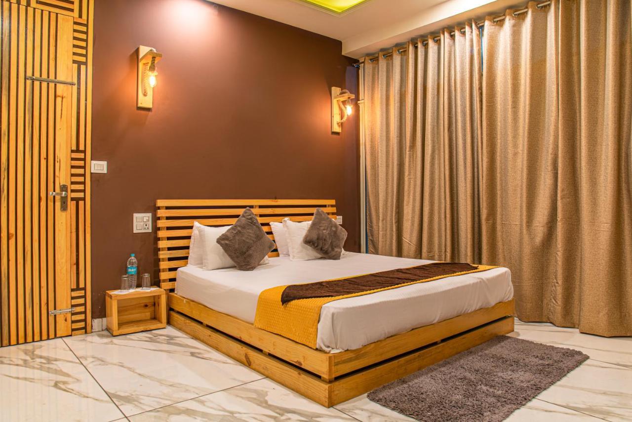 The Hillcrest Paradise Kasauli Exterior photo
