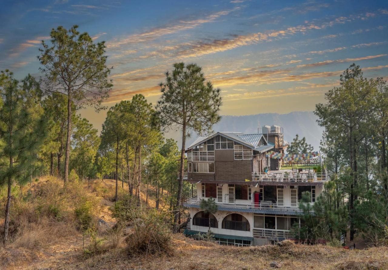 The Hillcrest Paradise Kasauli Exterior photo