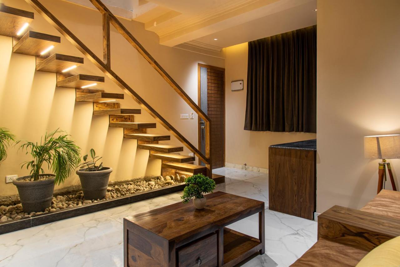 The Hillcrest Paradise Kasauli Exterior photo