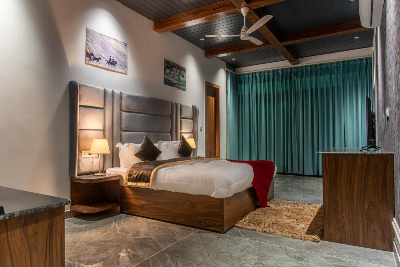 The Hillcrest Paradise Kasauli Exterior photo