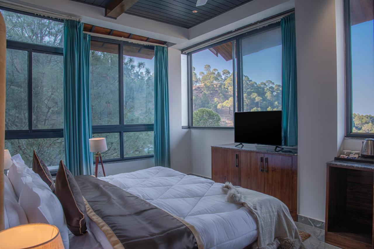 The Hillcrest Paradise Kasauli Exterior photo