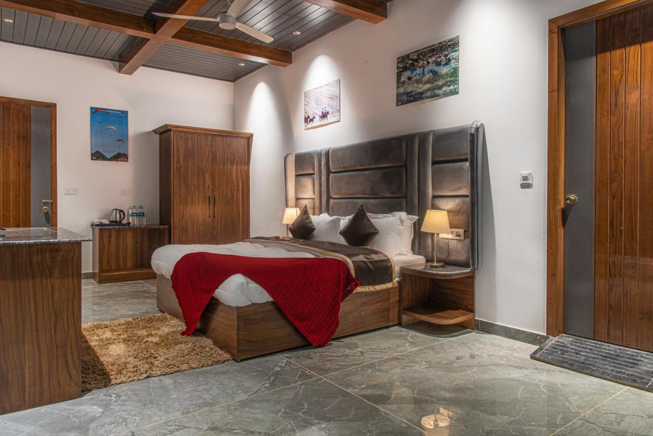 The Hillcrest Paradise Kasauli Exterior photo