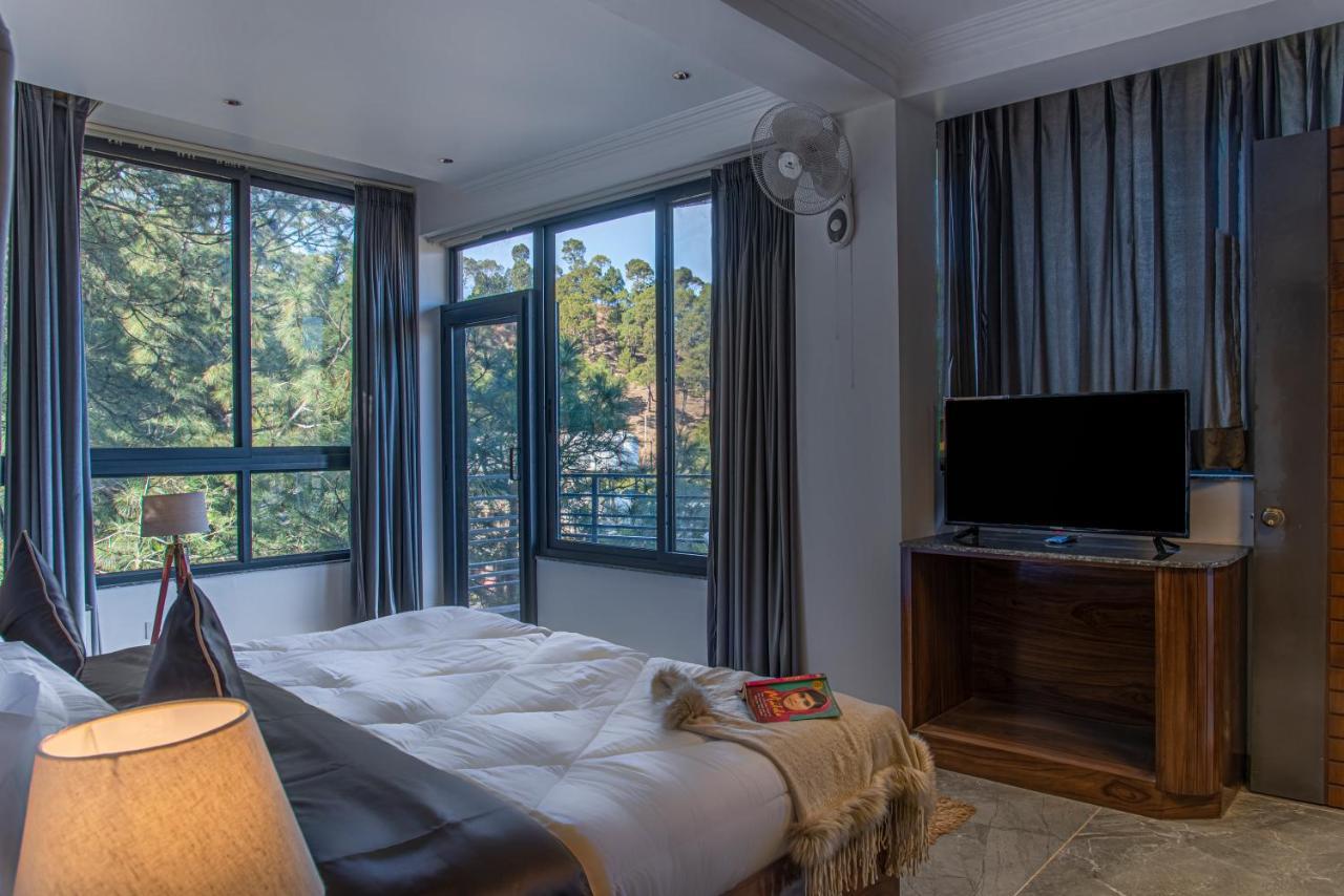The Hillcrest Paradise Kasauli Exterior photo